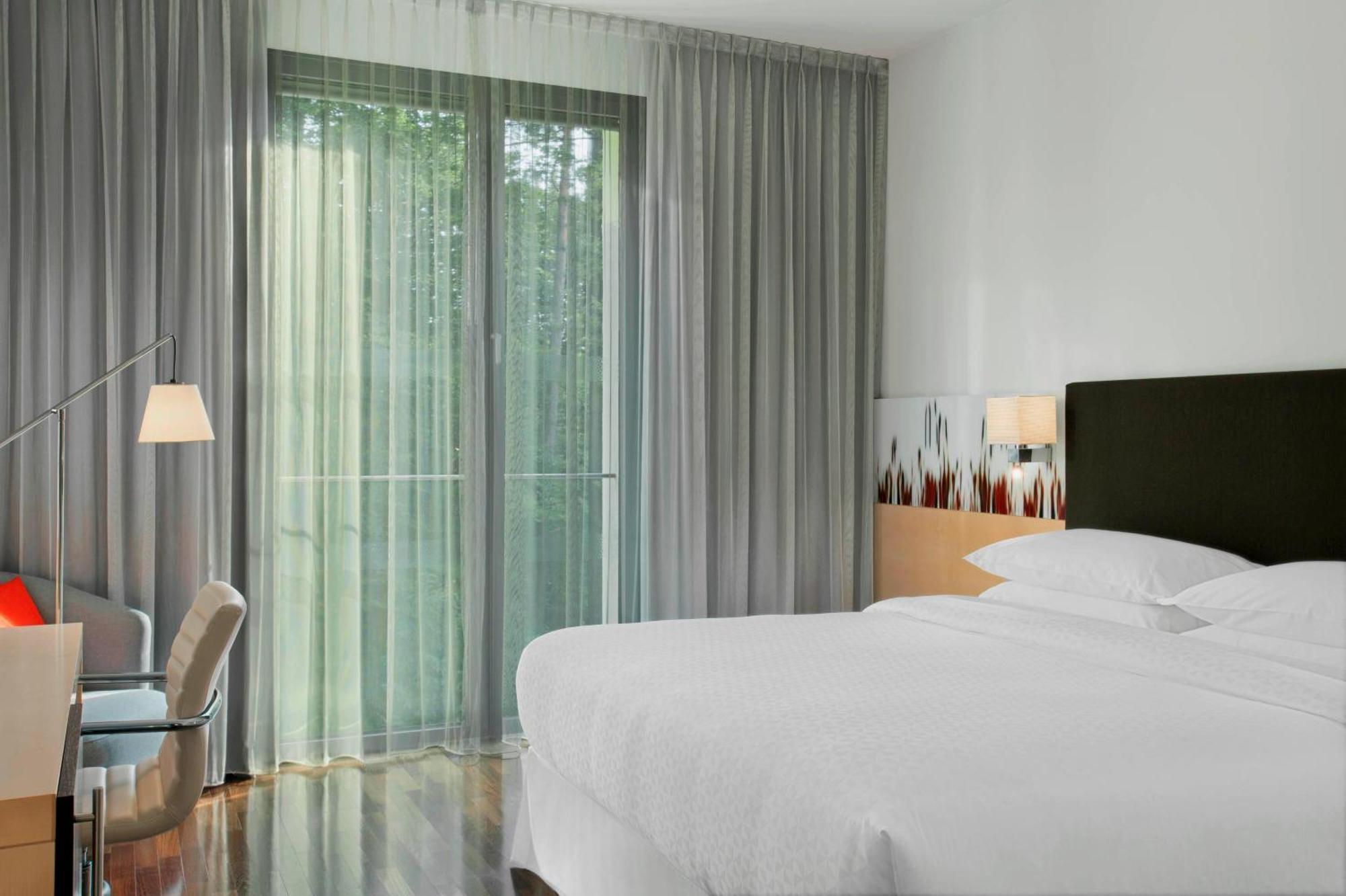 Four Points By Sheraton Ljubljana Mons Zewnętrze zdjęcie