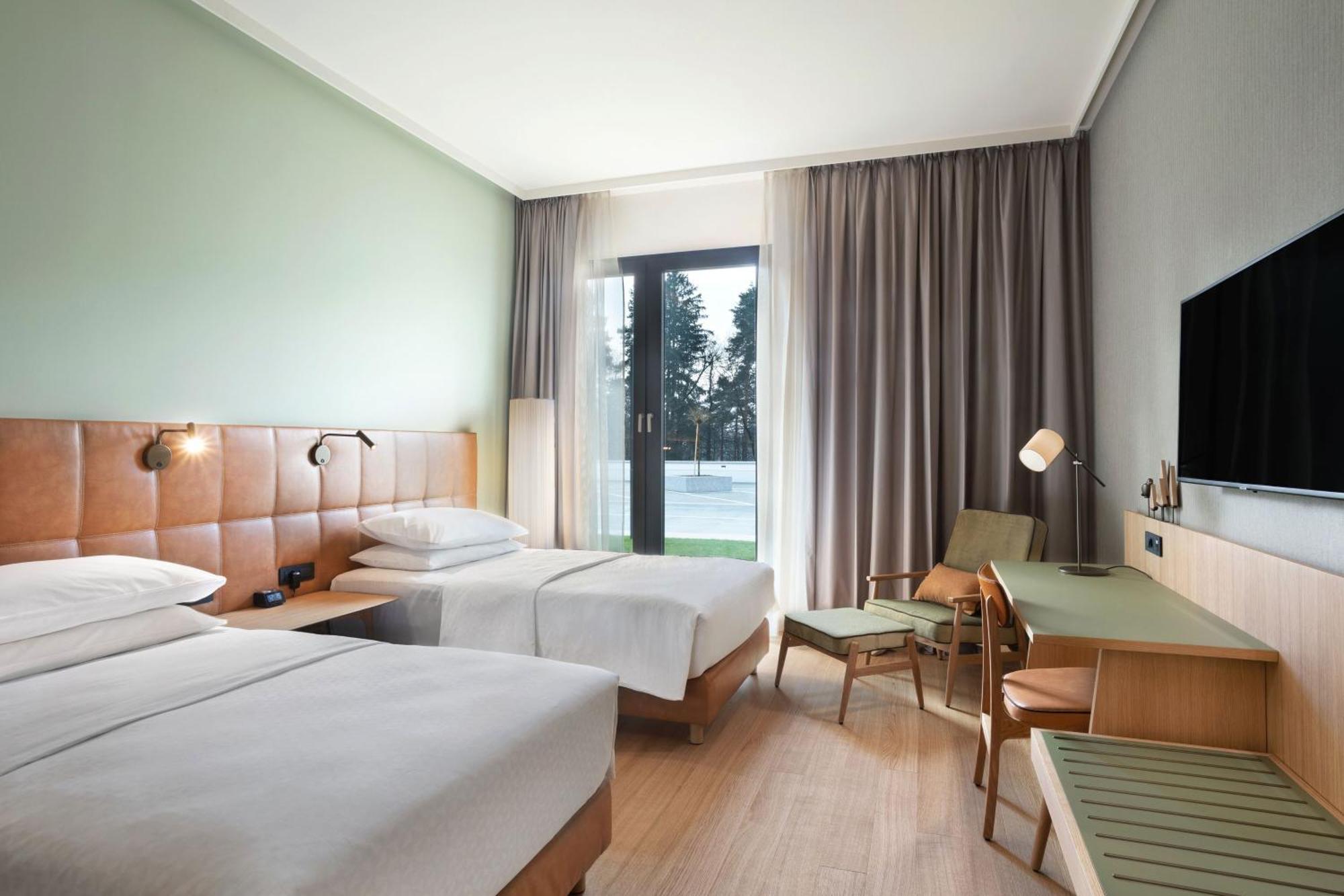Four Points By Sheraton Ljubljana Mons Zewnętrze zdjęcie